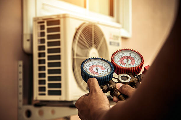 Professional Hvac technician working in Dresden, OH